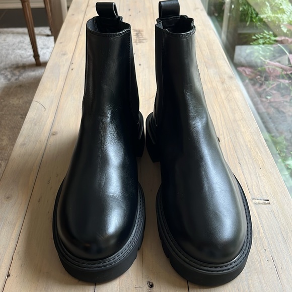 New! Frame 'Le London' Chelsea Booties Black Leather 9 US 39.5 EU 39 - Picture 4 of 10